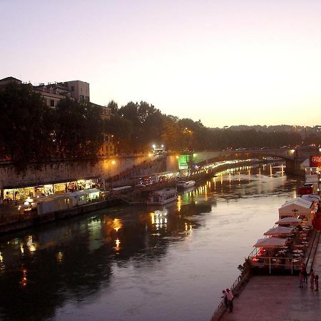 Trastevere Alexandro Il Gladiatore ローマ エクステリア 写真