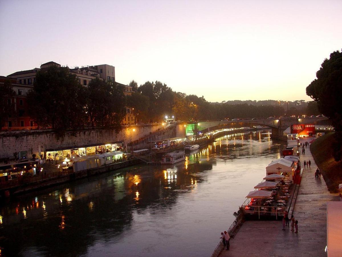 Trastevere Alexandro Il Gladiatore ローマ エクステリア 写真